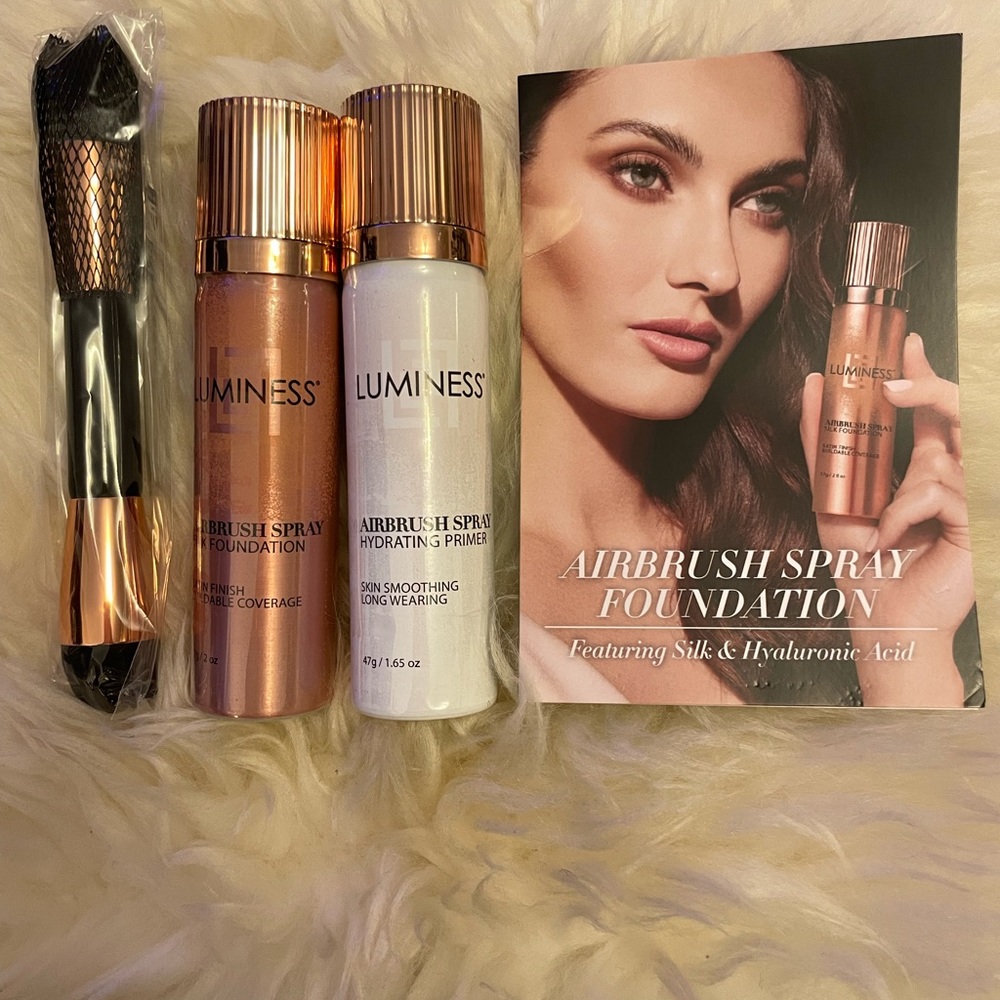 Airbrush Foundation in Light Warm